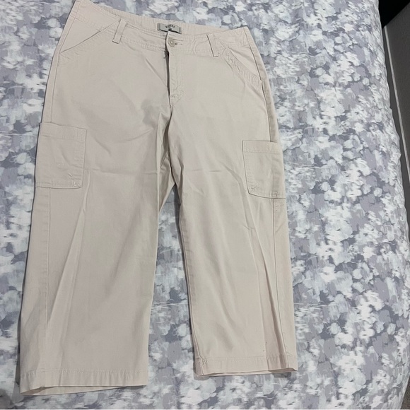 Lee Riders Capri Pants - 12 - Picture 2 of 9